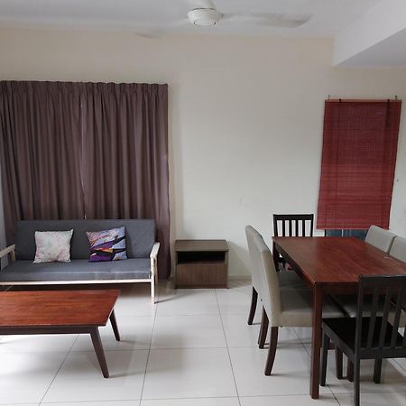 Cozy Swiss Garden Beach Resort Residence Kampung Sungai Karang Extérieur photo