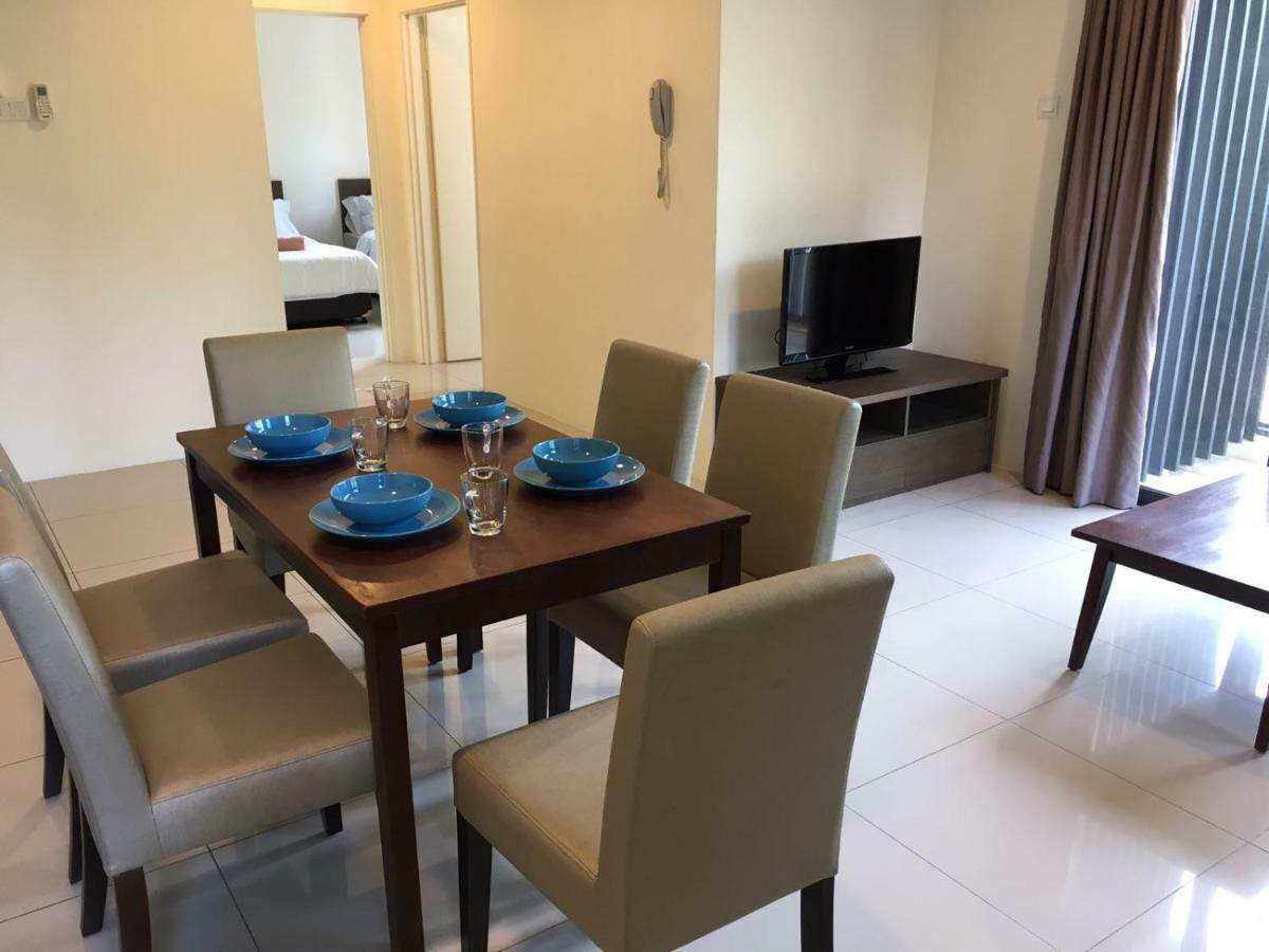 Cozy Swiss Garden Beach Resort Residence Kampung Sungai Karang Extérieur photo